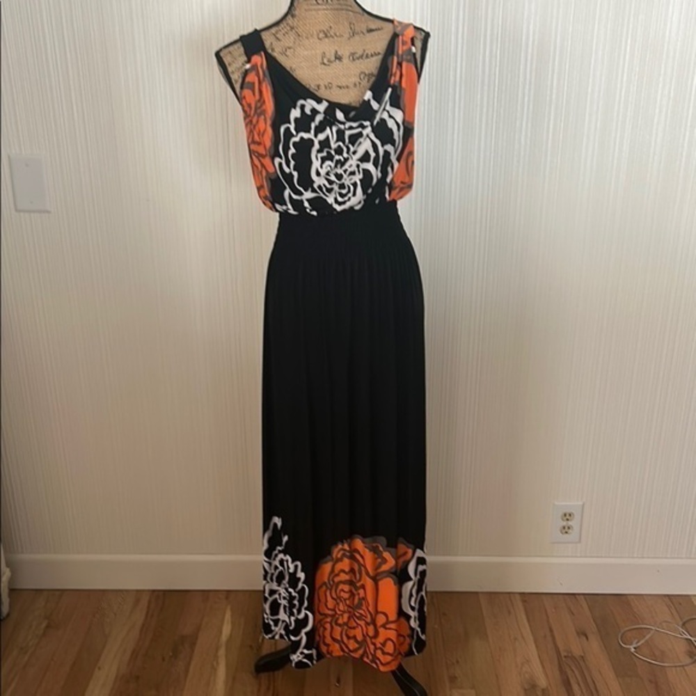 Chic Black and Orange Floral Maxi Dress great for fall!